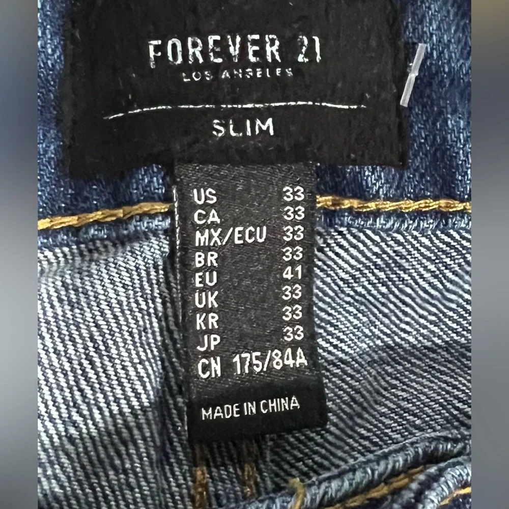 Forever 21 33 Slim distressed denim funky & cool!!